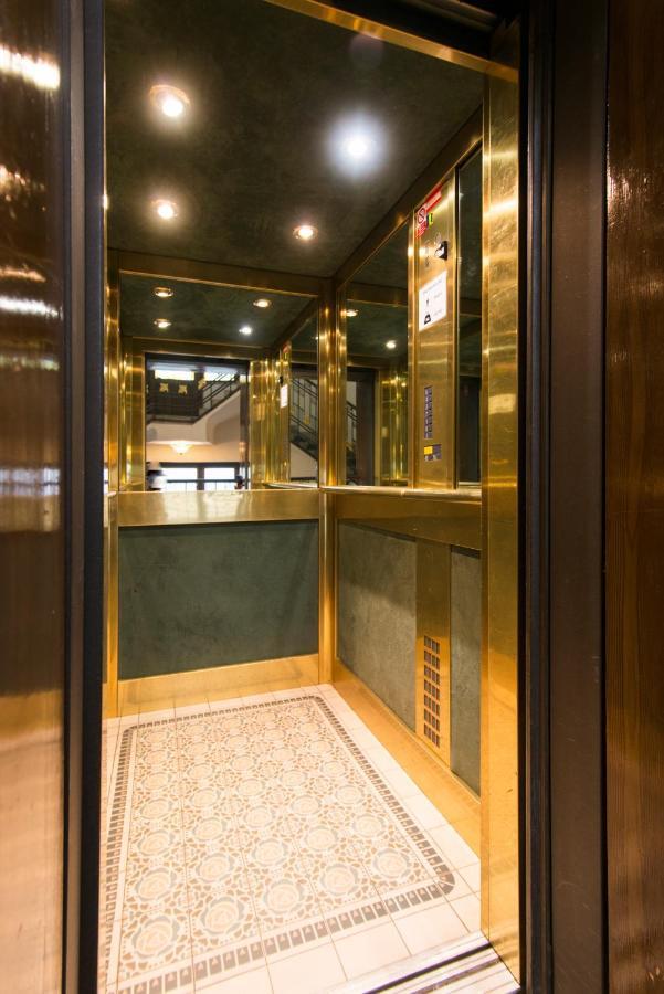 Billionaires Club Loft Sauna City Center براغ المظهر الخارجي الصورة